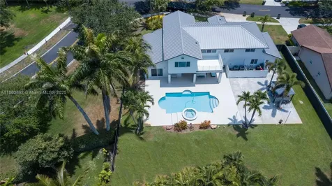 20251 NW 4th Street Pembroke Pines FL 33029