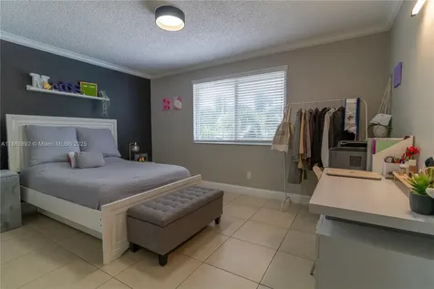 20251 NW 4th Street Pembroke Pines FL 33029