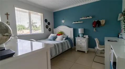 20251 NW 4th Street Pembroke Pines FL 33029
