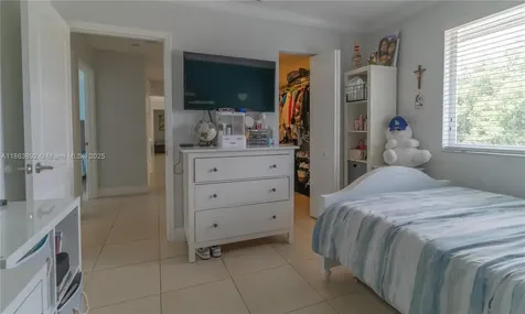 20251 NW 4th Street Pembroke Pines FL 33029