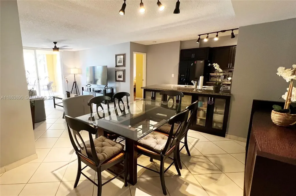 19555 E Country Club Drive Aventura FL 33180
