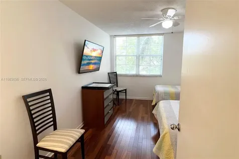 19555 E Country Club Drive Aventura FL 33180