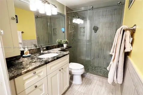 19555 E Country Club Drive Aventura FL 33180