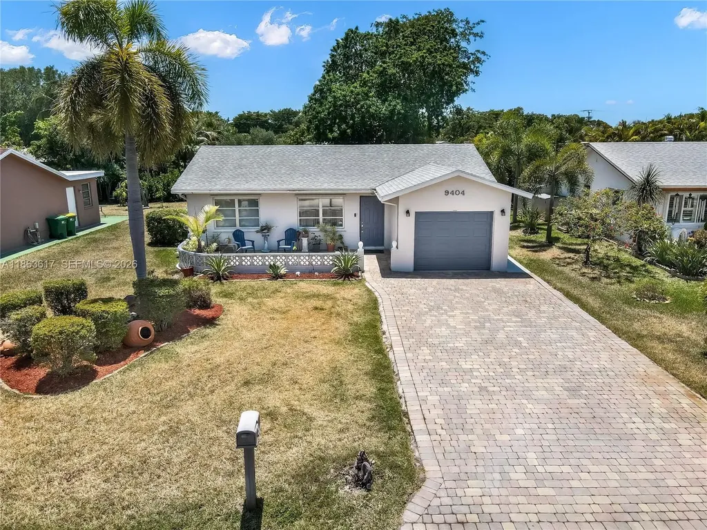 9404 NW 70th Place Tamarac FL 33321