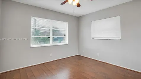 9404 NW 70th Place Tamarac FL 33321