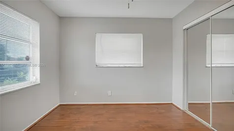 9404 NW 70th Place Tamarac FL 33321