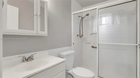 9404 NW 70th Place Tamarac FL 33321