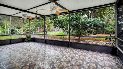 9404 NW 70th Place Tamarac FL 33321