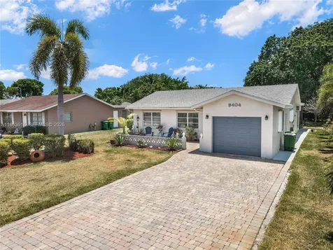 9404 NW 70th Place Tamarac FL 33321