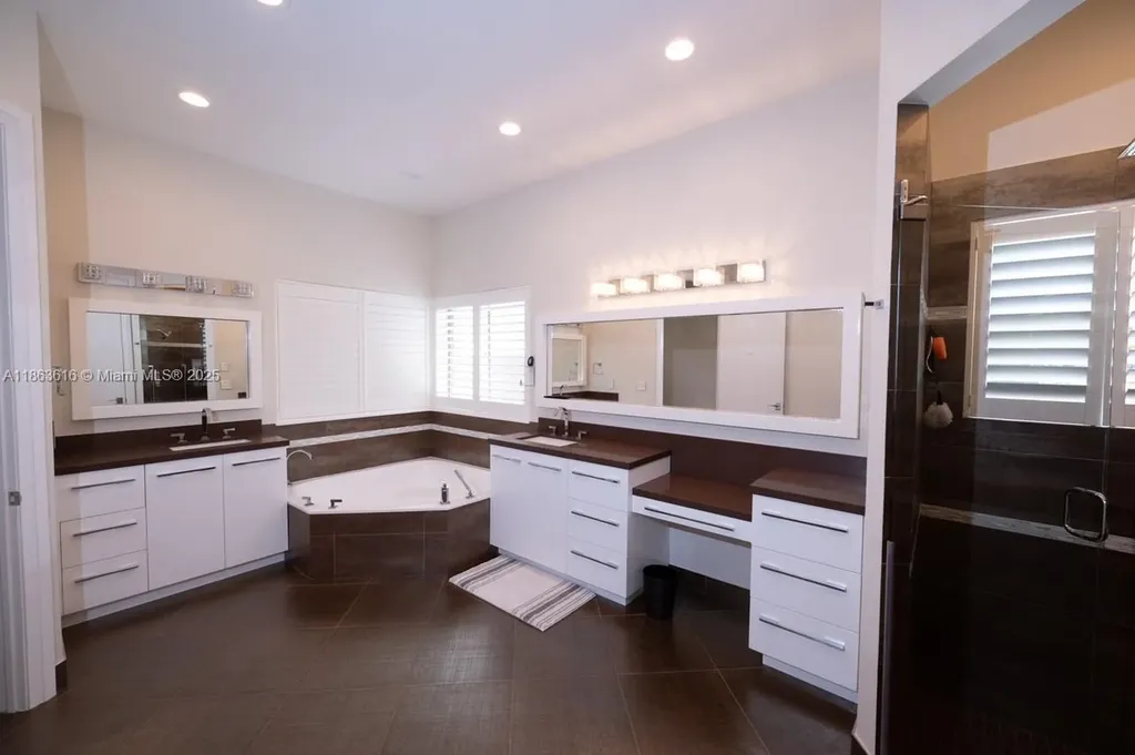 17969 Fairoaks Way Boca Raton FL 33498