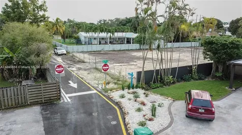 13050 SW 103 Avenue Miami FL 33176