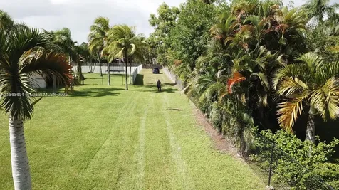 13050 SW 103 Avenue Miami FL 33176