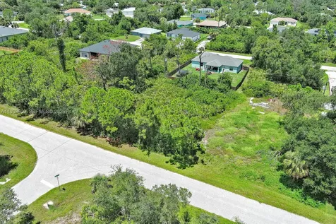 11944 Brookside Avenue Port Charlotte FL 33981