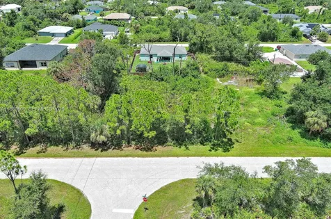 11944 Brookside Avenue Port Charlotte FL 33981