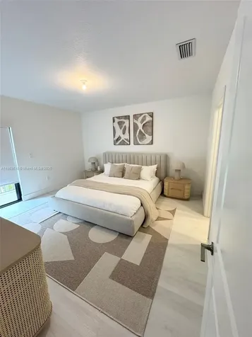 4867 NW 84th Avenue Doral FL 33166