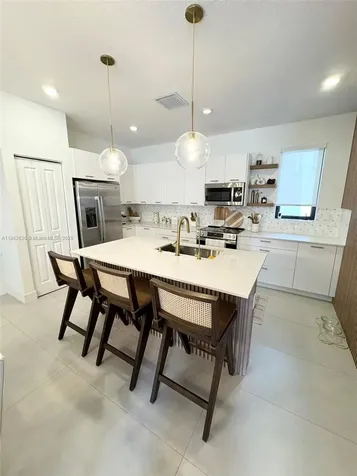 4867 NW 84th Avenue Doral FL 33166