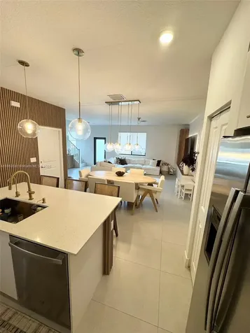 4867 NW 84th Avenue Doral FL 33166