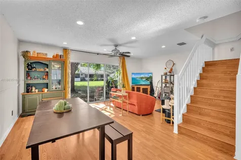 632 NW 208th Terrace Pembroke Pines FL 33029