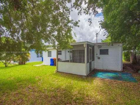1650 5 Avenue Vero Beach FL 32960