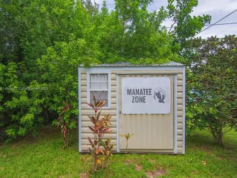 1650 5 Avenue Vero Beach FL 32960
