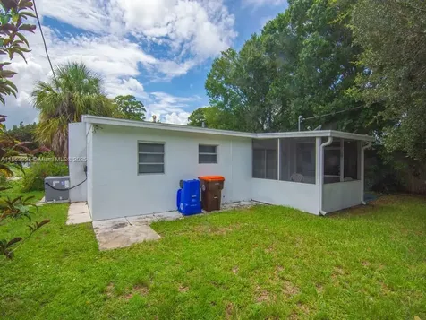 1650 5 Avenue Vero Beach FL 32960