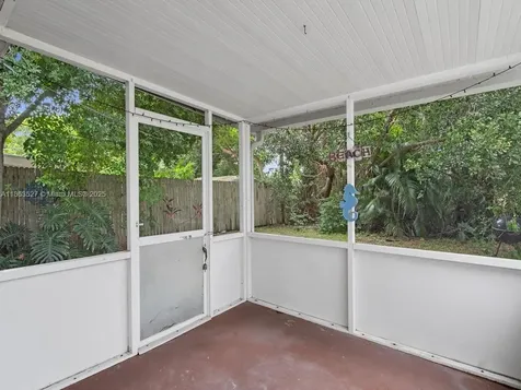 1650 5 Avenue Vero Beach FL 32960