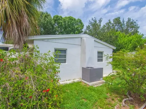 1650 5 Avenue Vero Beach FL 32960