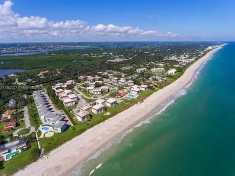 1650 5 Avenue Vero Beach FL 32960