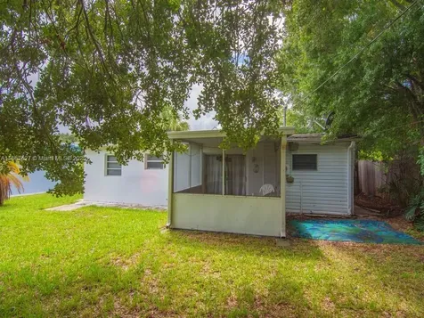 1650 5 Avenue Vero Beach FL 32960