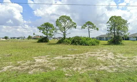 3819 NW 44th Street Cape Coral FL 33993