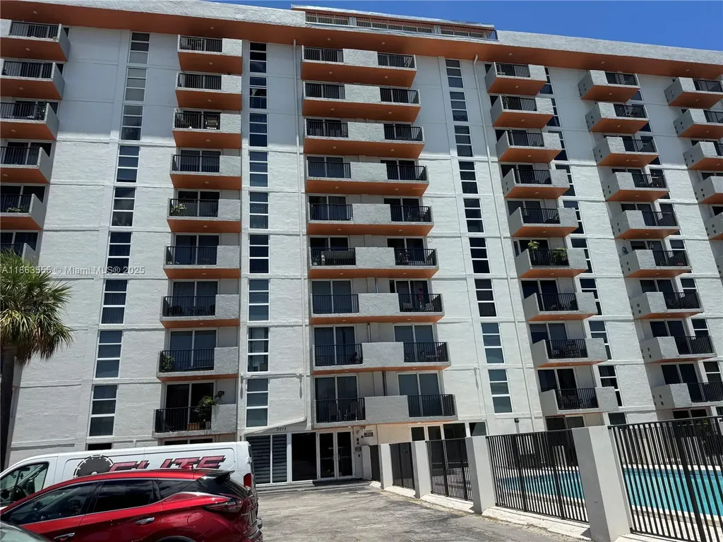 2075 NE 164th Street North Miami Beach FL 33162