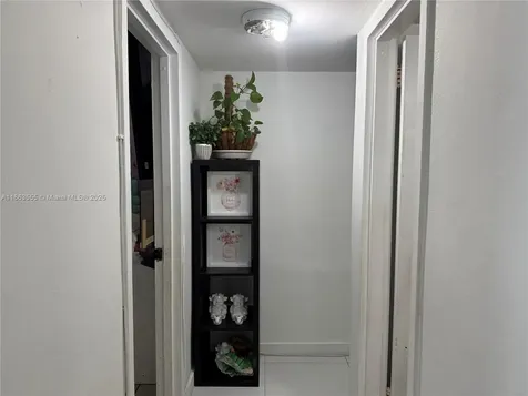 2075 NE 164th Street North Miami Beach FL 33162