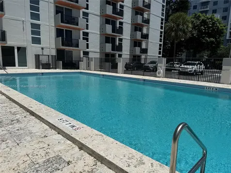 2075 NE 164th Street North Miami Beach FL 33162