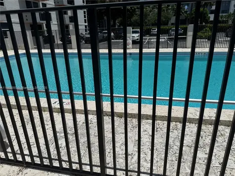 2075 NE 164th Street North Miami Beach FL 33162