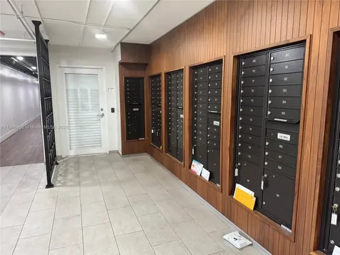 2075 NE 164th Street North Miami Beach FL 33162