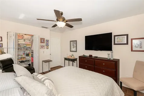 20341 NW 8th Street Pembroke Pines FL 33029