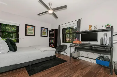 20341 NW 8th Street Pembroke Pines FL 33029