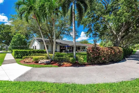 20341 NW 8th Street Pembroke Pines FL 33029