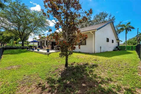 20341 NW 8th Street Pembroke Pines FL 33029