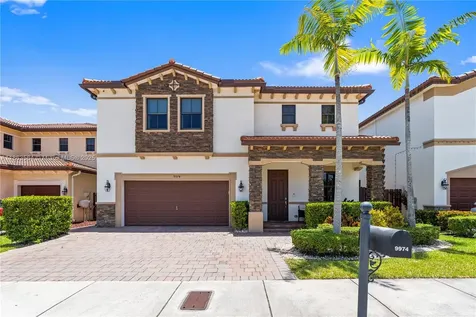 9974 NW 86th Terrace Doral FL 33178