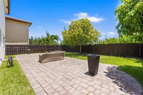 9974 NW 86th Terrace Doral FL 33178
