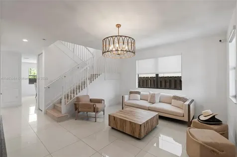 9974 NW 86th Terrace Doral FL 33178