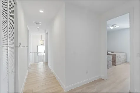 9974 NW 86th Terrace Doral FL 33178