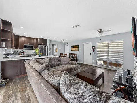 9636 NW 26th Street Sunrise FL 33322