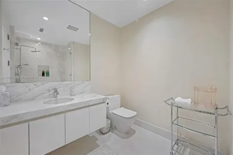 17901 Collins Avenue Sunny Isles Beach FL 33160