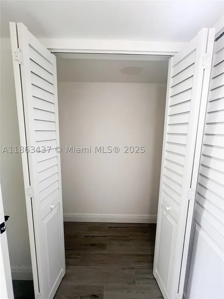 769 Jeffery Street Boca Raton FL 33487
