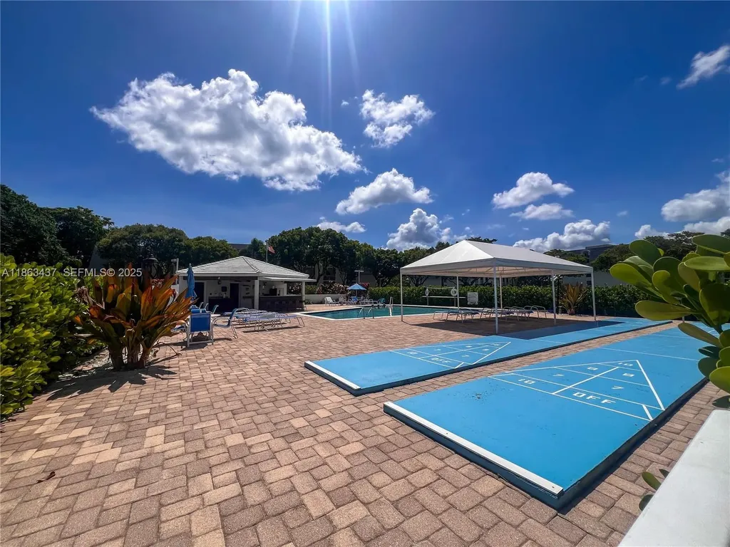 769 Jeffery Street Boca Raton FL 33487