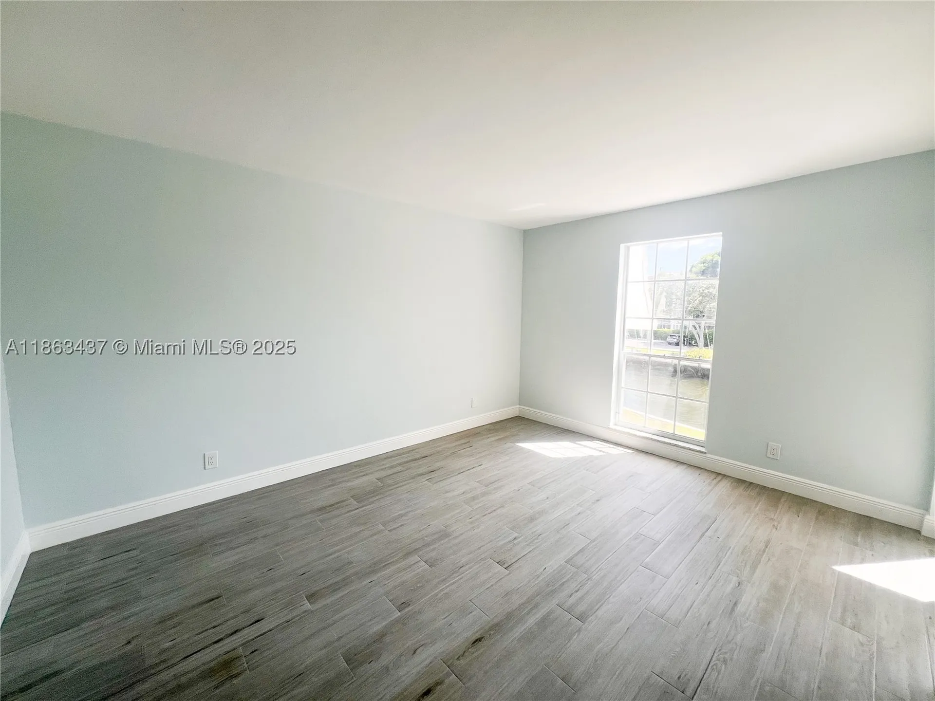 769 Jeffery Street Boca Raton FL 33487