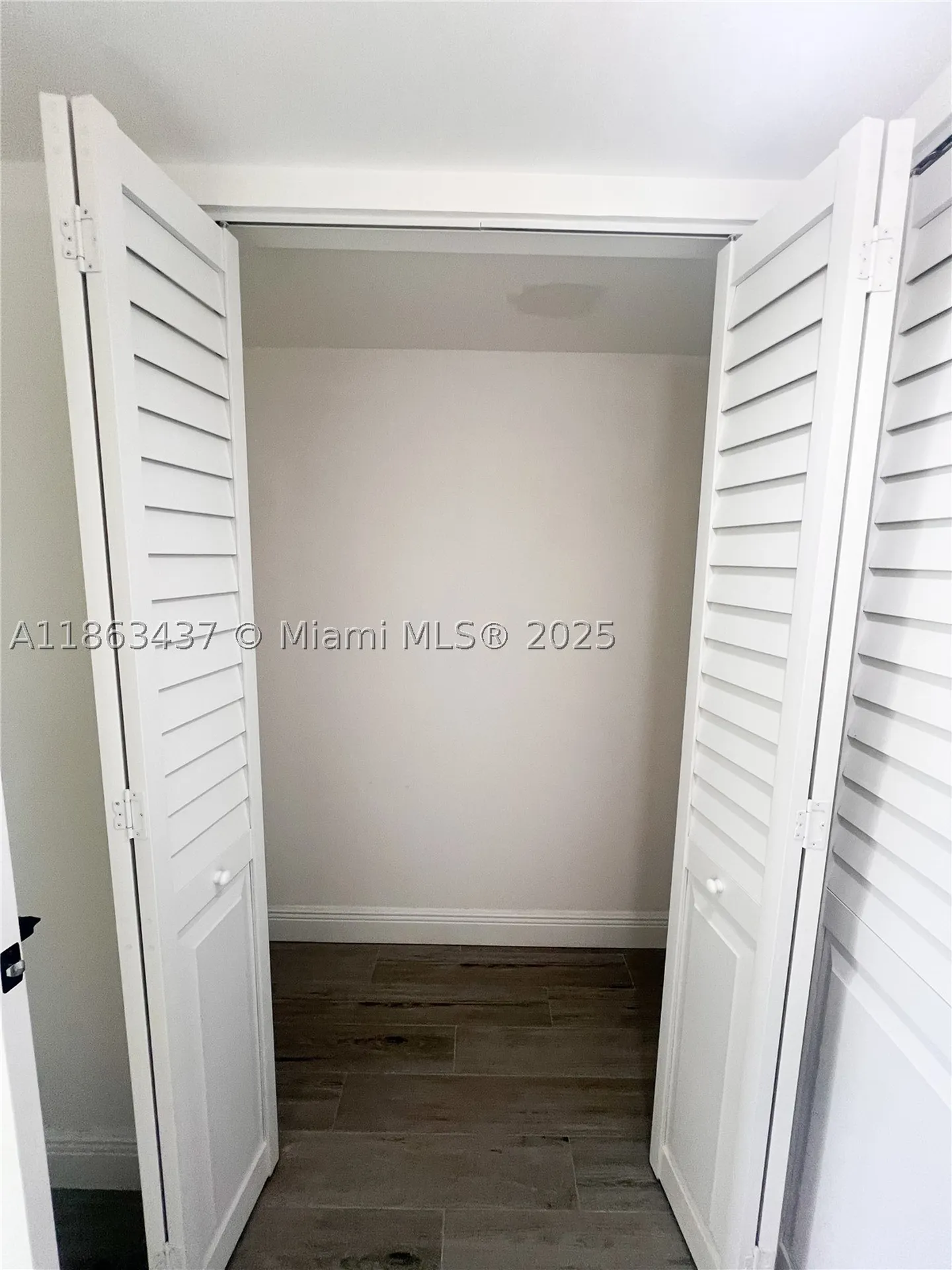 769 Jeffery Street Boca Raton FL 33487