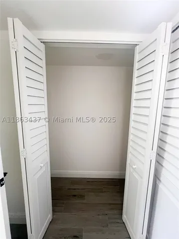 769 Jeffery Street Boca Raton FL 33487